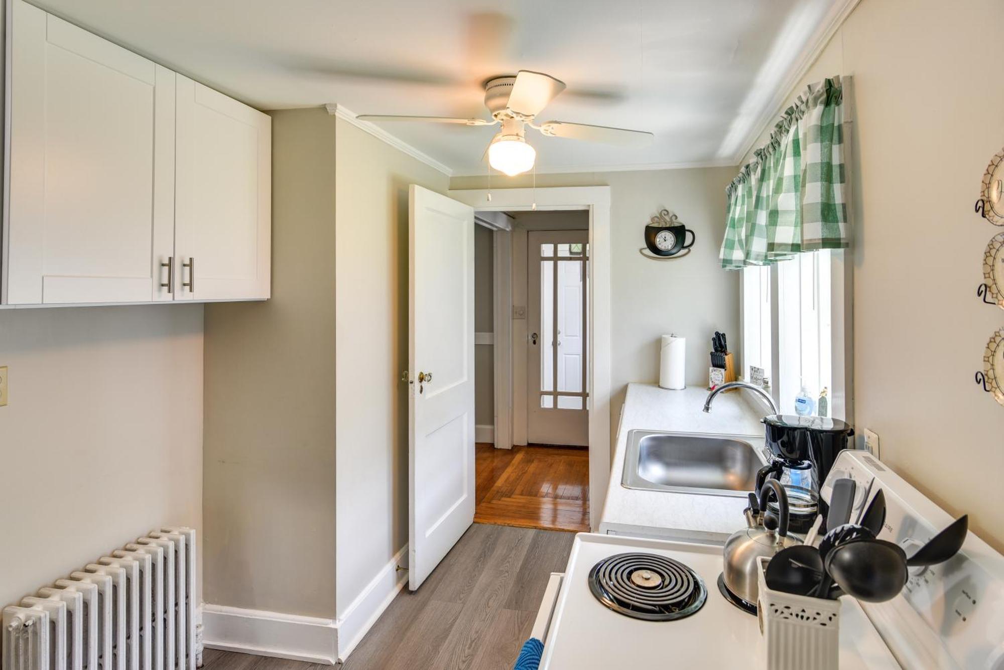 Newport House Less Than 3 Mi To Beaches And Bowens Wharf! Eksteriør billede