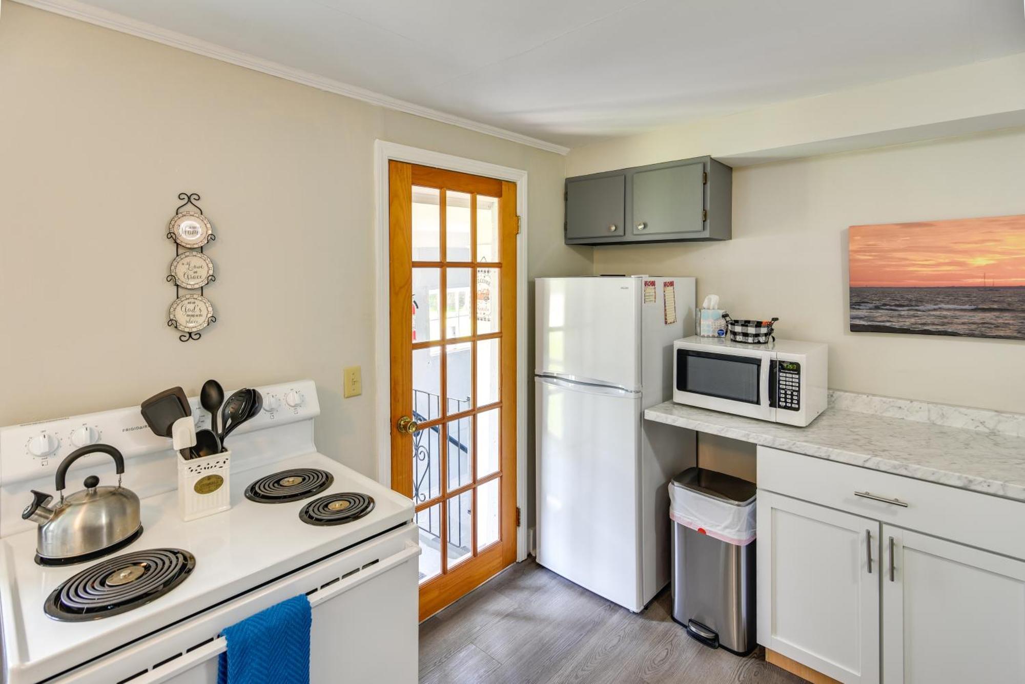 Newport House Less Than 3 Mi To Beaches And Bowens Wharf! Eksteriør billede